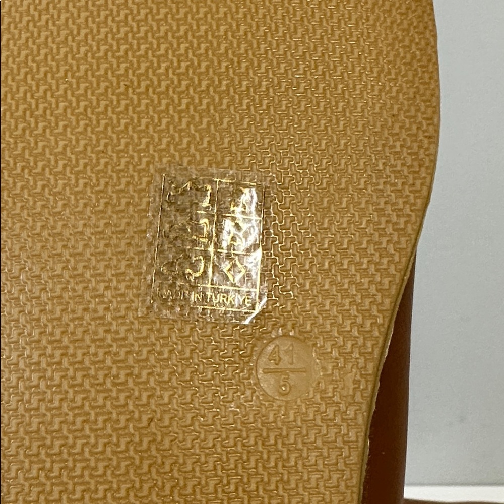 NWOB Charix Camel Leather Loafers Made in Turkey Memory Foam Insoles Size EU 41 - Picture 10 of 14